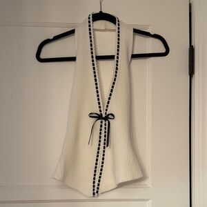 With Jean White Knit Top with Black Accents